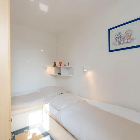 Pavillon Nr 9 *